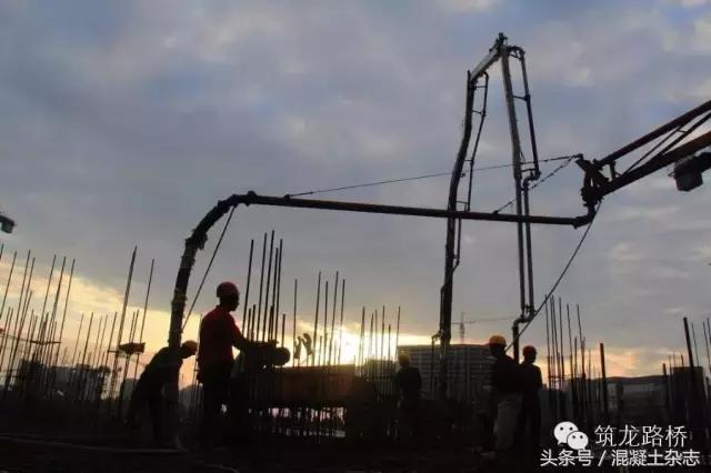 泵送混凝土怎样防止堵管,泵送堵管解决方法