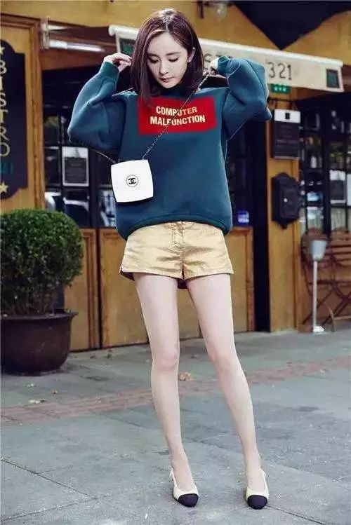 杨幂的时尚靠自己,时尚不是跟风