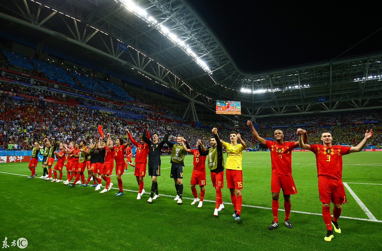 世界杯历史上同两个球队交手两次,世界杯四强都是巴黎的球员