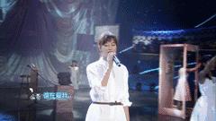 后期菌来带你看看紧张、弱不禁风、表里不一的跨界歌手长什么样