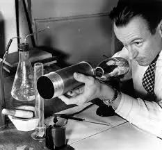 她曾深陷“诺奖级”学术丑闻，潜心耕耘靠人造皮肤爬回巅峰