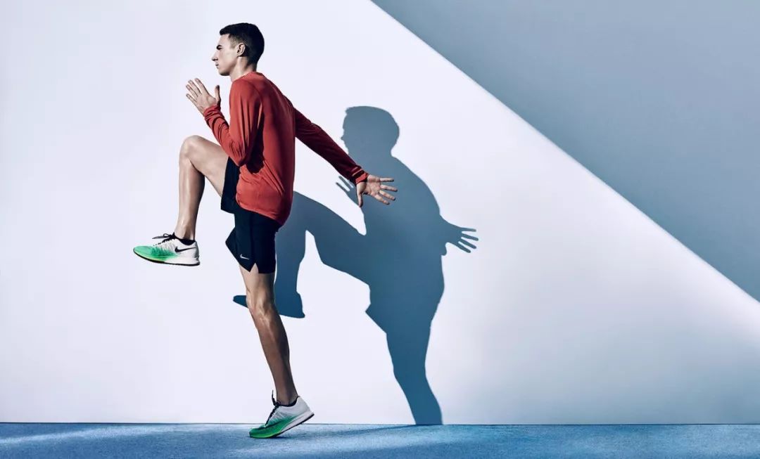 防止脚踝扭伤的小妙招,避免脚踝受伤的一个动作