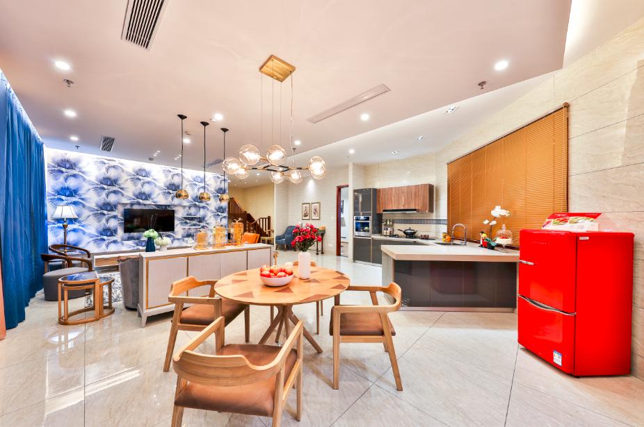 鐧惧畨灞呭灞呭畼鏂规棗鑸板簵鐩存挱,鐧惧畨灞呭浣曟垚涓烘柊闆跺敭瀹跺眳