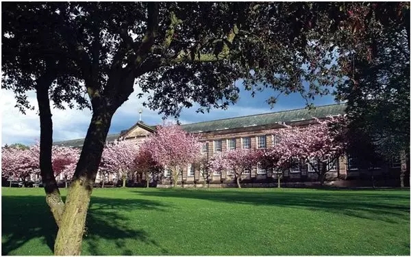 英国十大顶级私校学费,英国私校最新排名2023