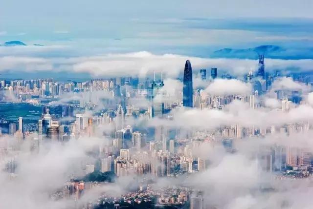 我叫深圳，这是我的个人简历，请查看！