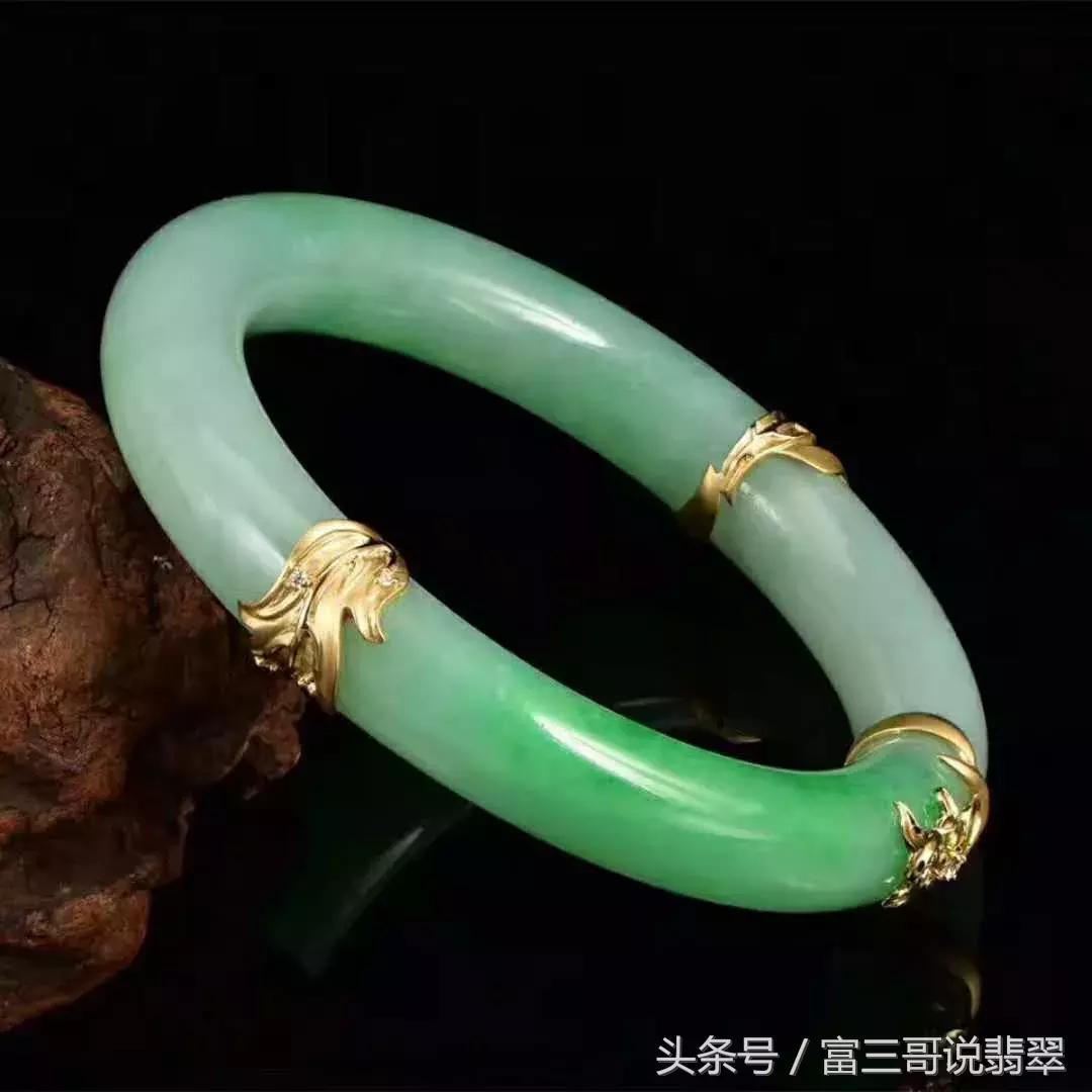 翡翠手镯断了如何处理,翡翠手镯断了怎么办