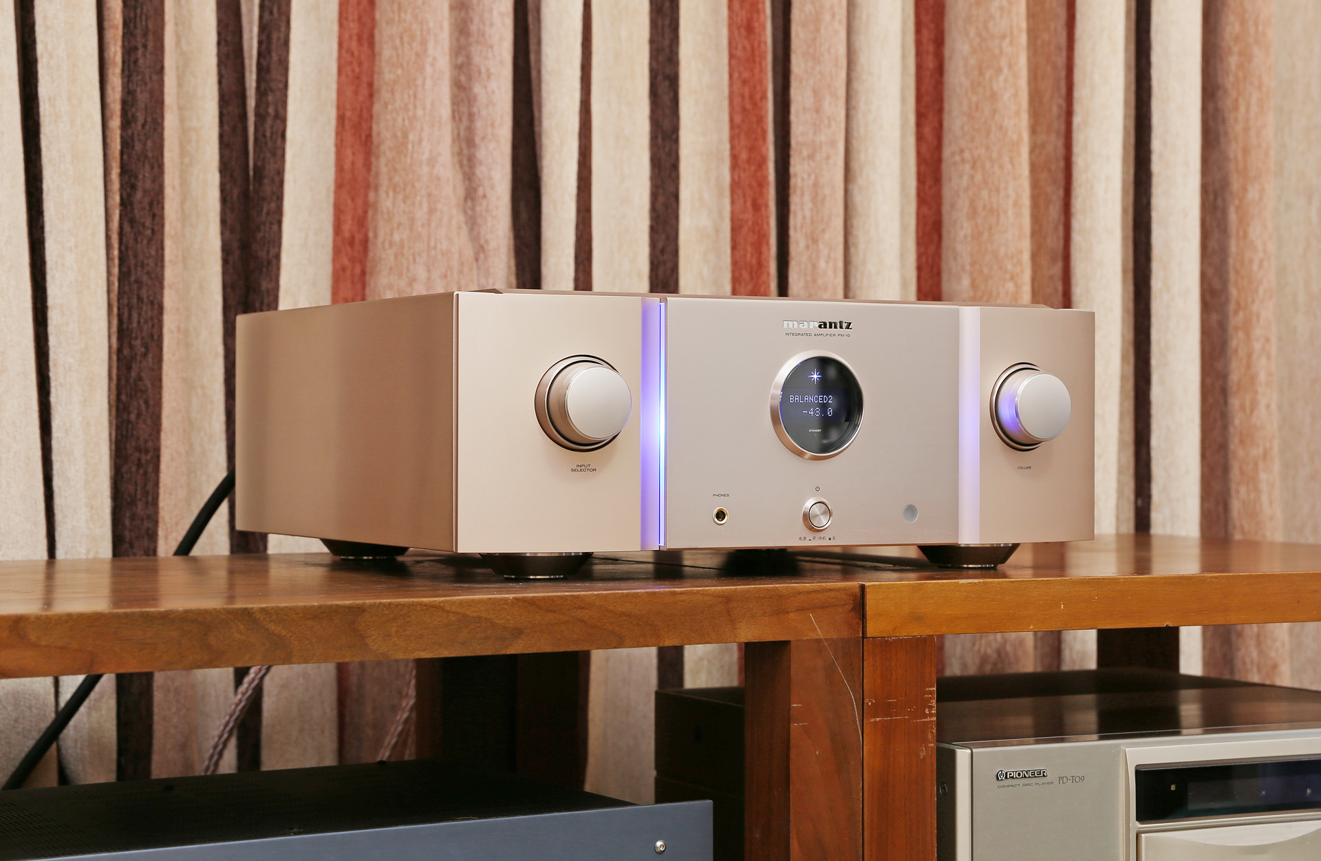 家用马兰士全景声功放对比测评,马兰士最新合并功放