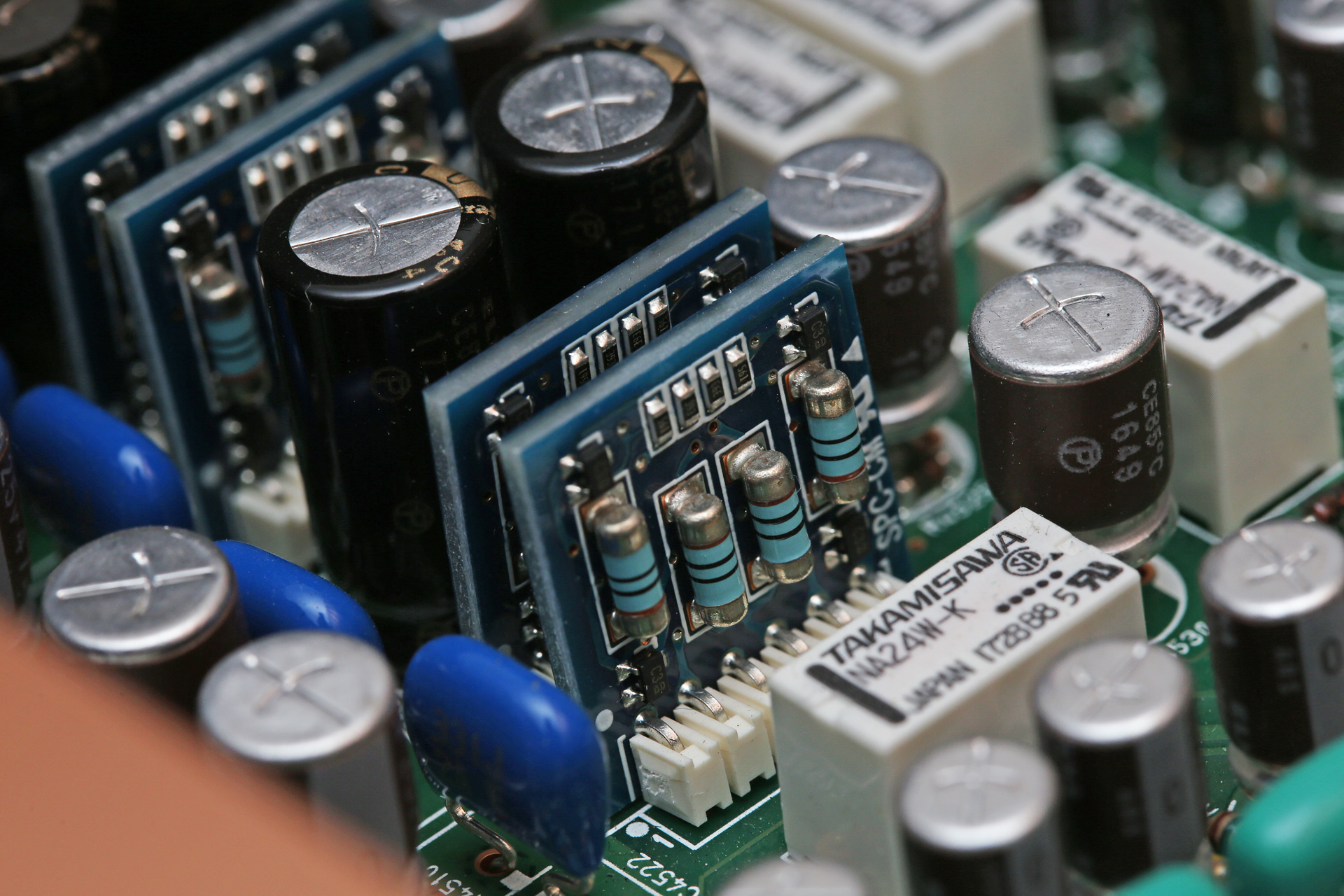 马兰士hifi合并功放推荐,马兰士旗舰合并功放机