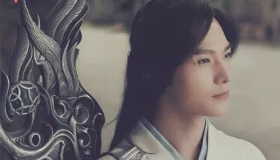 芦苇微微和一笑奈何第一次见面,芦苇微微和一笑奈何在哪里看