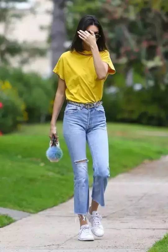 体恤的3种穿法,t恤搭配阔腿裤穿法