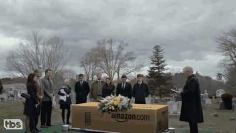 “转卖：婴鞋，全新”这些虐心的六字小说，有故事的人才读得懂丨夜听双语