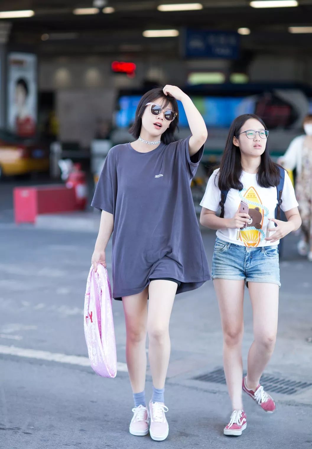 oversizetee穿搭,教你几种白tee的时尚穿法