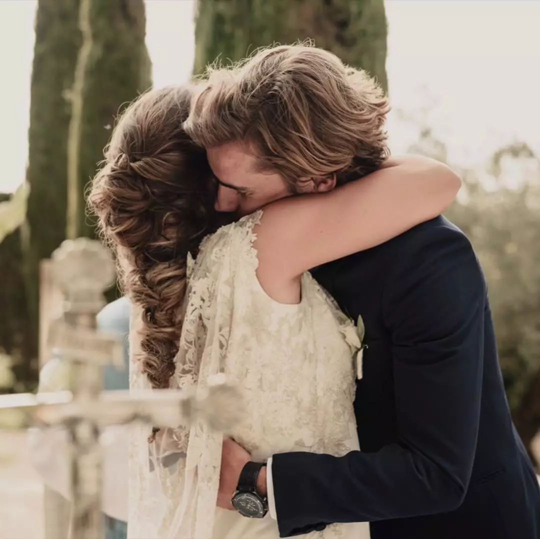 法国队身价过亿的两个人,法国队球员老婆