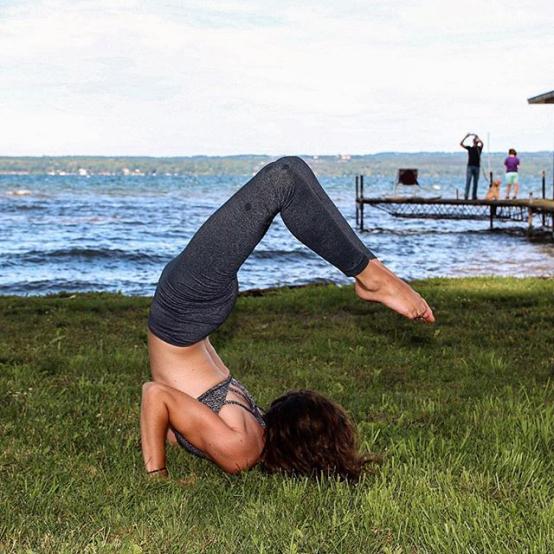 每天坚持40分钟瑜伽效果,瑜伽改善圆肩驼背站立的最佳动作