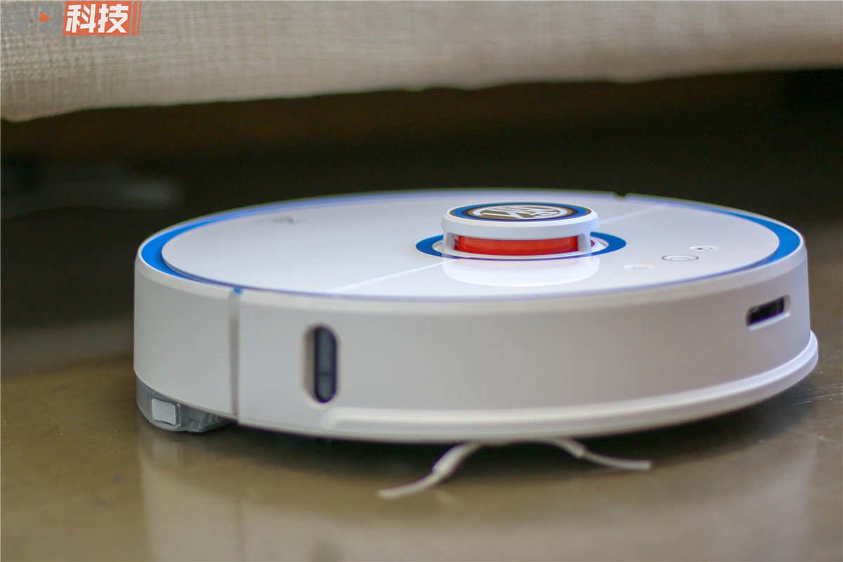 冲着这个「国米标」,买爆!石头扫地机器人国米版轻体验