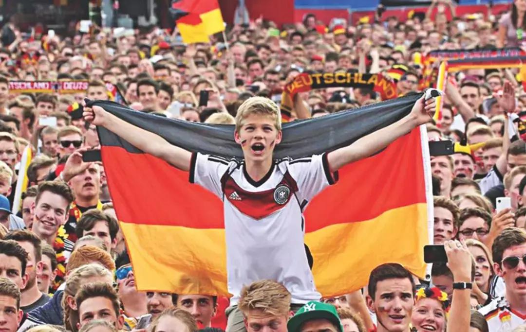 法国队为什么这么多黑人?