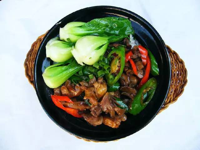 广式煲仔饭砂锅的做法,排骨煲仔饭的做法大全