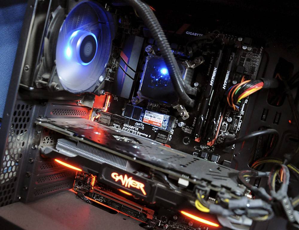 金泰克p650固态硬盘测评,金泰克p700配置