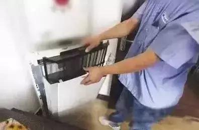 空调外机不洗会不会爆炸,空调清洗时候爆炸视频