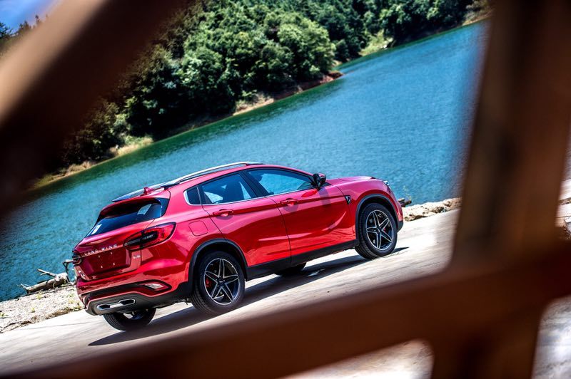 陆风逍遥试驾视频,陆风逍遥手动版评测