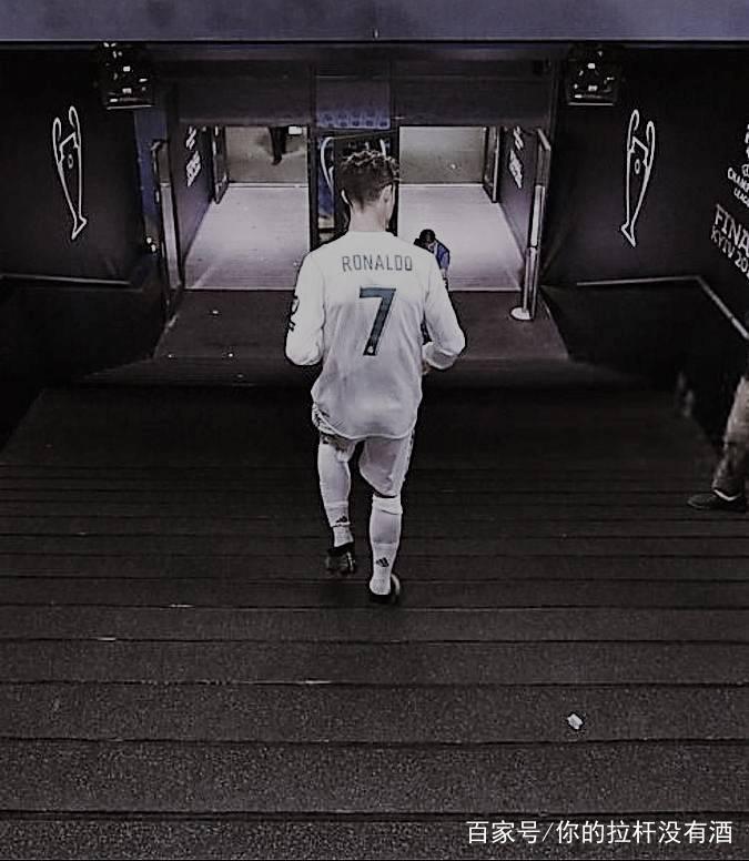 天下足球c罗16年欧洲杯催泪文案,天下足球c罗文案封神伯纳乌