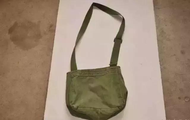 身份证是1970-1989年的注意了!再不看就没有了,很重要