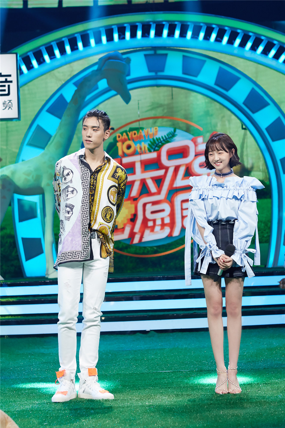 天天向上汪涵接王一博视频,天天向上汪涵回忆王一博搞笑