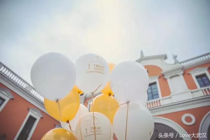 武汉百联prada,武汉prada专卖店