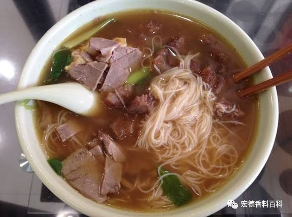 凉拌酸辣米线做法,酸辣米线自制米线家常做法