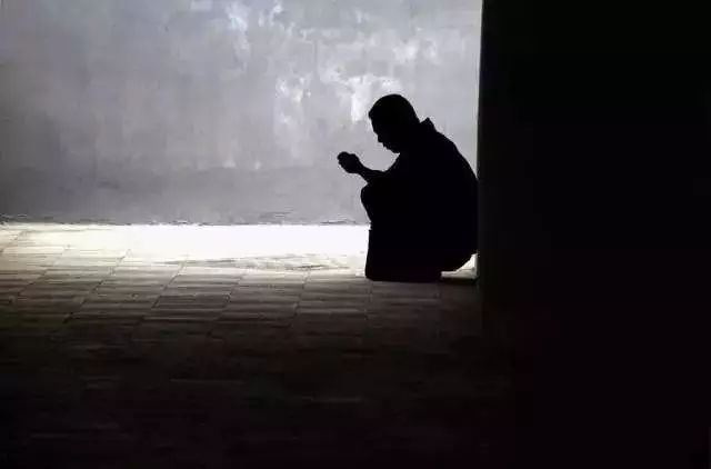 欠网贷几十万逾期了怎么办,欠网贷二十多万准备逾期了怎么办