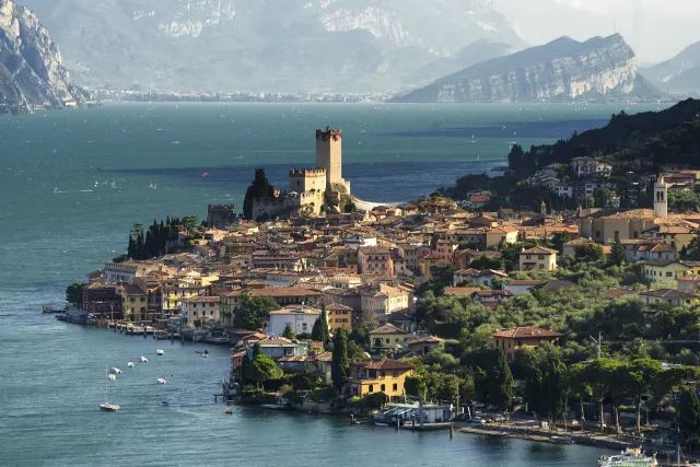 没有进世界杯的欧洲,没进世界杯的中国足球