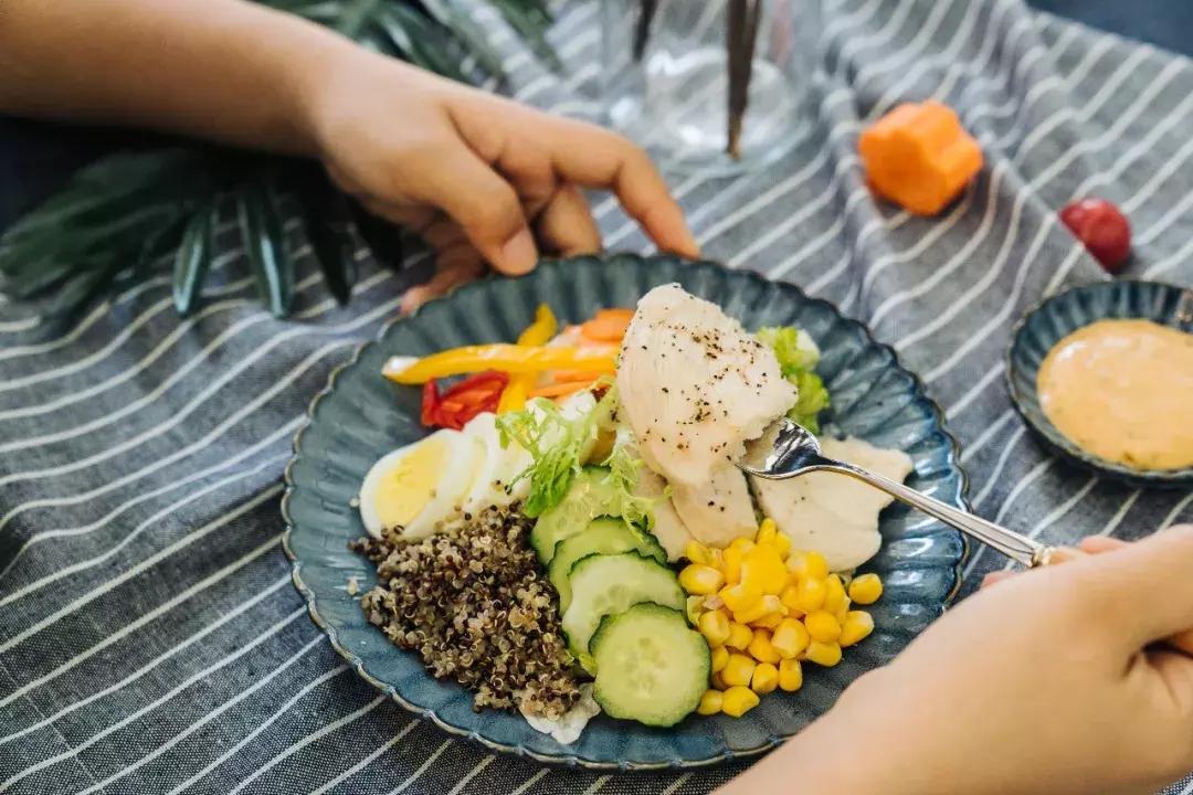 现在最火的网红寿司专门店,最近很火的网红寿司店