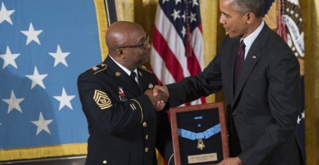 历史上真实的“美国队长”，身高一米七，体重120斤，还是个黑人