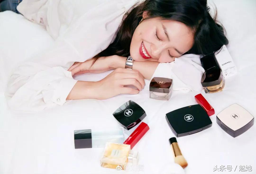 香奈儿最值得买的5支色号,香奈儿口红176号和99号哪个好看