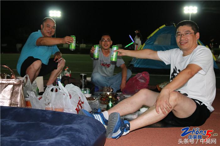 “足球梦、帐篷情”！常州龙城小学首届足球嘉年华之足球文化夜