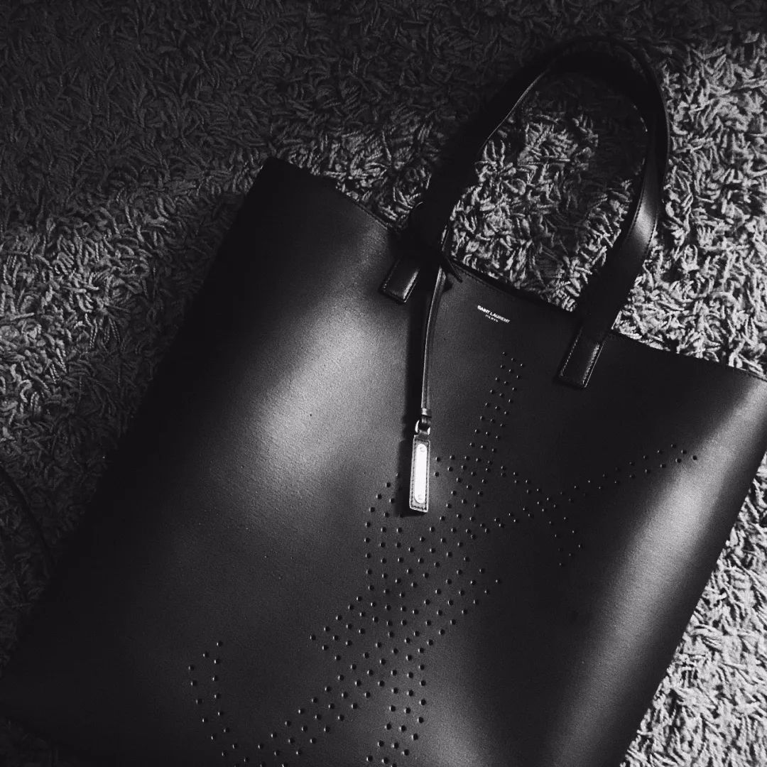 买包包就像白送的一样,买包就是投资