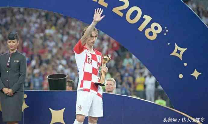 克罗地亚人脱下衣服让世人看透：哪有什么奇迹只有普通人含泪奔跑