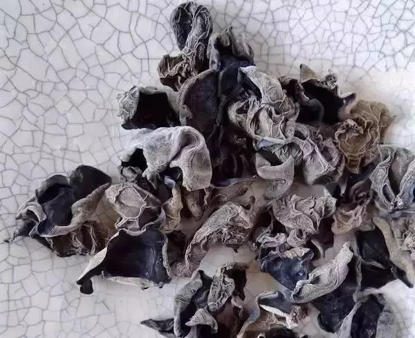 木耳怎样泡发又软又好吃,木耳怎么泡营养最丰富