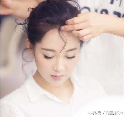 《邪不压正》，最大的看点竟是她的翘臀