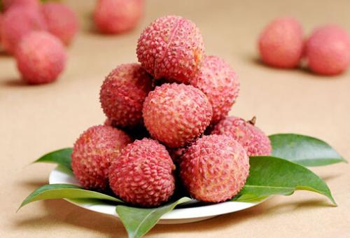 晚上睡眠不好怎么调理吃什么水果,头痛睡眠不好吃什么水果好呢