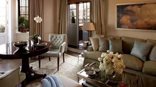 梅西和c罗的房子长啥样,c罗梅西内马尔以前的家