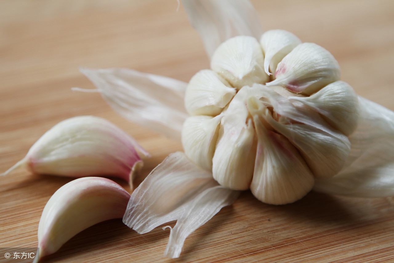 湿气是百病之源夏季湿气一招解决,寒湿体质重有什么危害