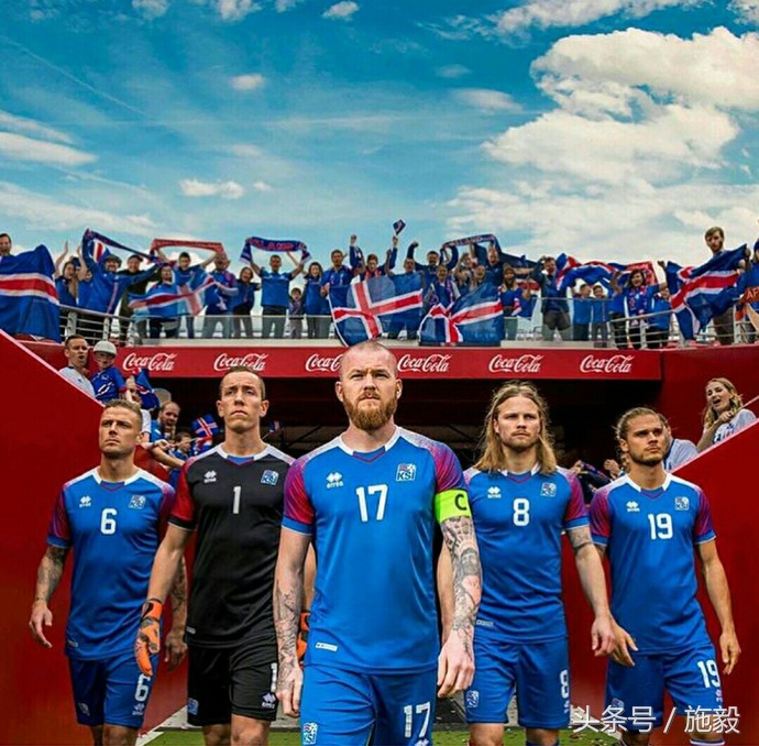 世界杯足球10大感人瞬间,世界杯十大足球精彩瞬间