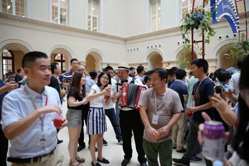 华为松山湖工厂内部视频,华为入驻松山湖时间