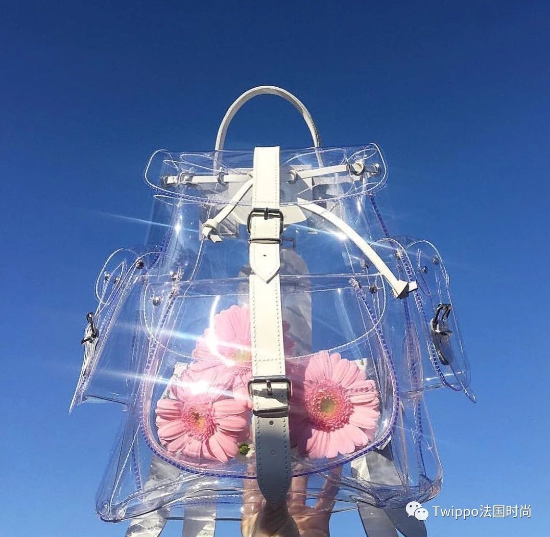 双肩包的几种背法,推荐平价双肩包三种背法