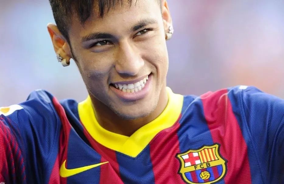 四大足球巨星的豪宅,足球巨星顶级豪宅