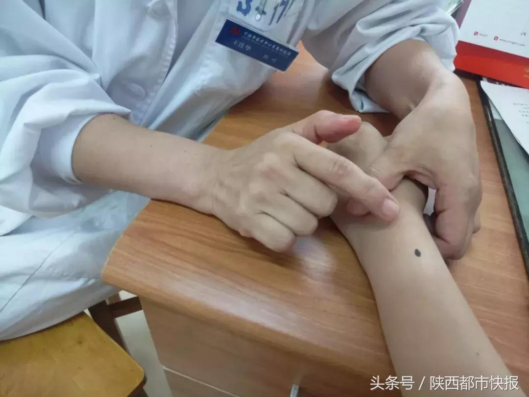 紫外线照射痣痣会容易发生癌变吗,从小长到大的痣点了会癌变吗