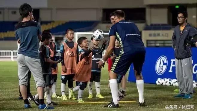 沙尔克04曾经辉煌,沙尔克04有没有补强