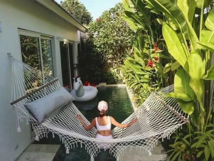 巴厘岛买什么口红便宜,巴厘岛旅游攻略住宿价格