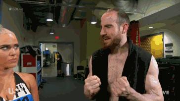 兰迪奥顿残忍时刻,smackdown最新一期兰迪罗曼